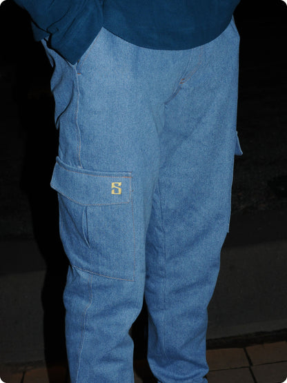 Our Sillage Classic Jeans has a Relaxed Fit with Cargo Pockets making it a modern classic