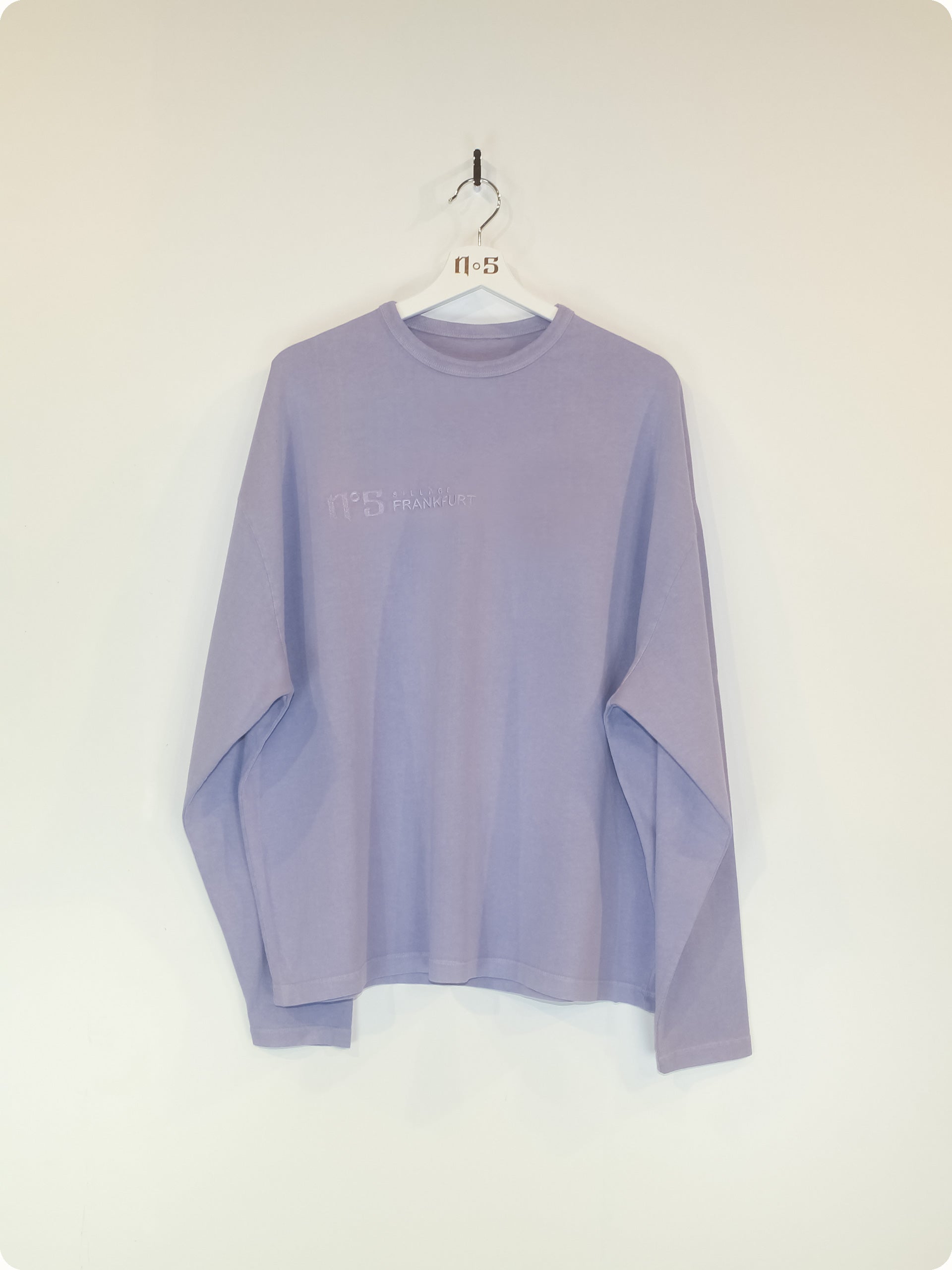 Single N°5 Longsleeve by Sillage with high quality tone in tone embroidery made in Frankfurt