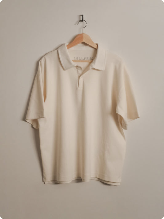 The Sillage Classic Polo a travel essential made from a light & dreamy jersey fabric